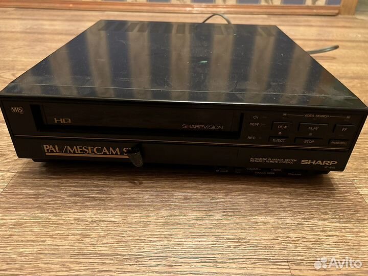 Видеомагнитофон Sharp VC-6V3DR