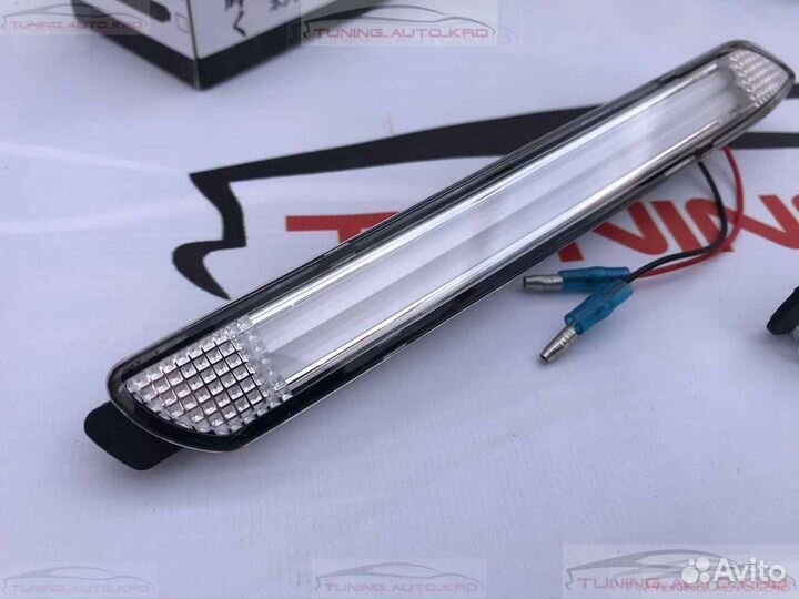 Катафоты в задний бампер Toyota Lexus L5572