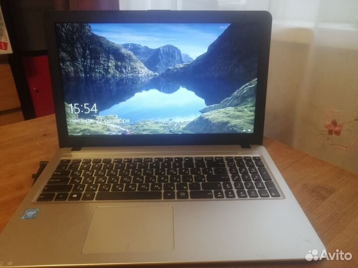 Ноутбук Asus 15