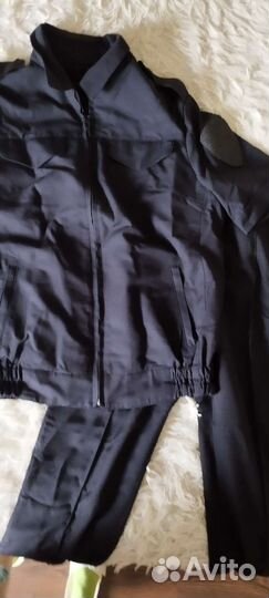 Женская форма полиции