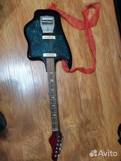 Электрогитара Тоника