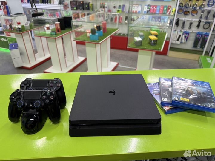 Sony playstation 4 slim