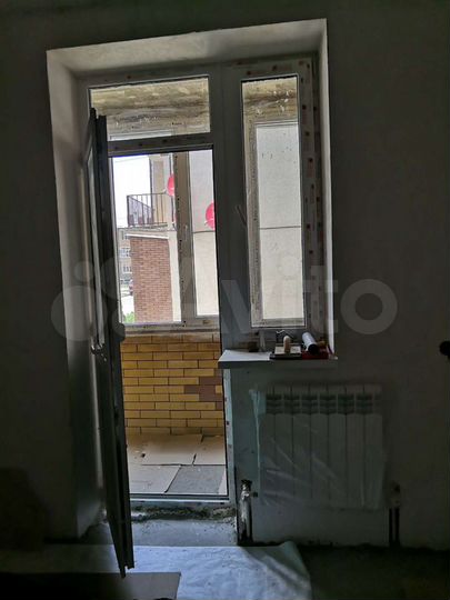 3-к. квартира, 92 м², 1/3 эт.