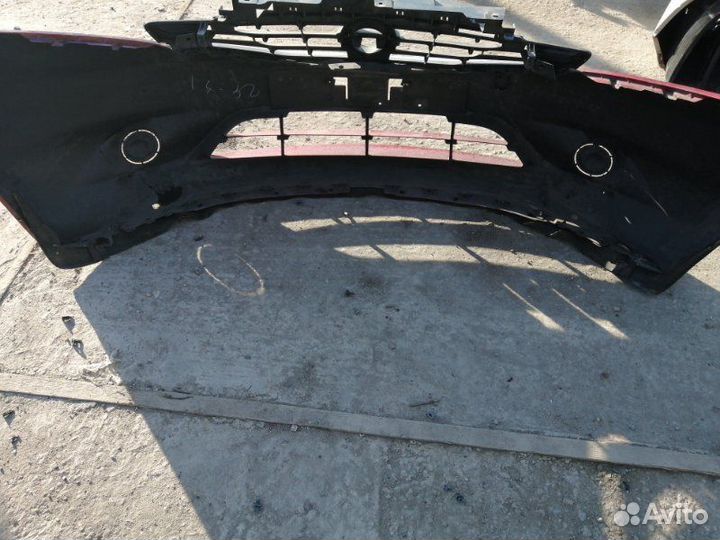 Бампер передний Nissan Note E12