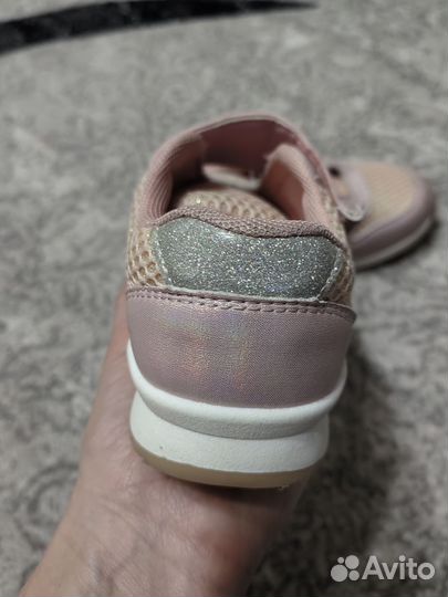 Кроссовки детские