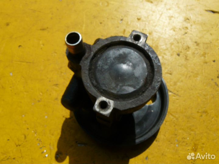 Насос гур для Renault Logan 2009г