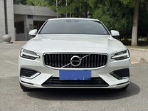 Volvo S60 2.0 AT, 2021, 38 000 км, с пробегом, цена 2 400 000 руб.