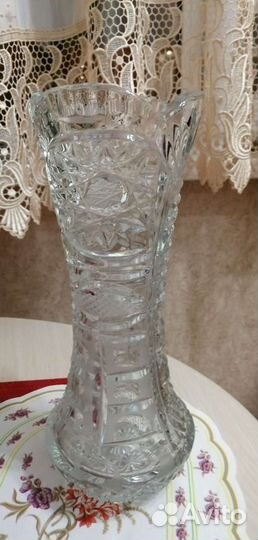 Хрустальная ваза высокая 32 см