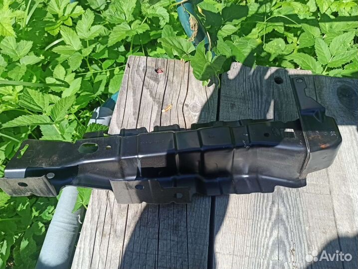 Усилитель крыла левое форд фокус 3