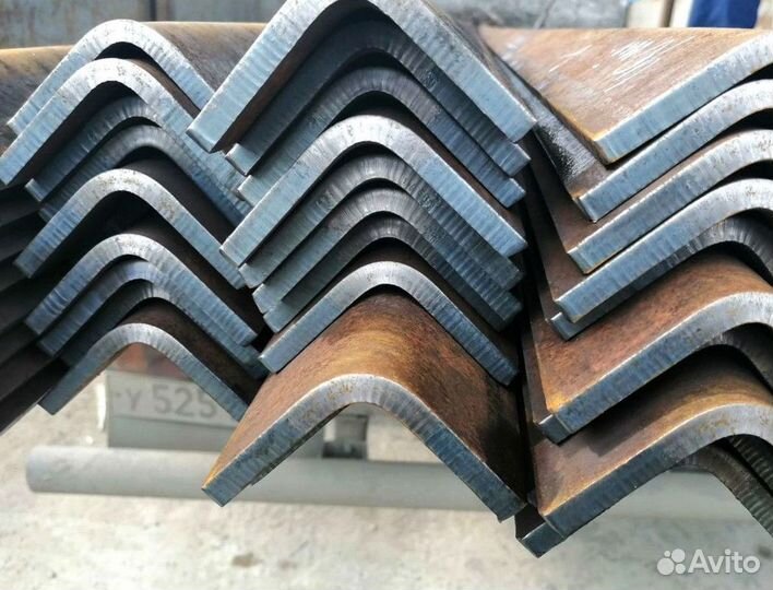 Уголок металлический