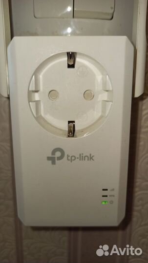 Усилитель Wi-Fi сигнала TP-Link TL-WA860RE V5