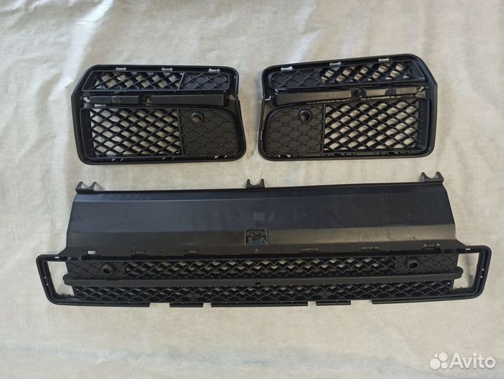 Решетка переднего бампера Mercedes-Benz G-Class