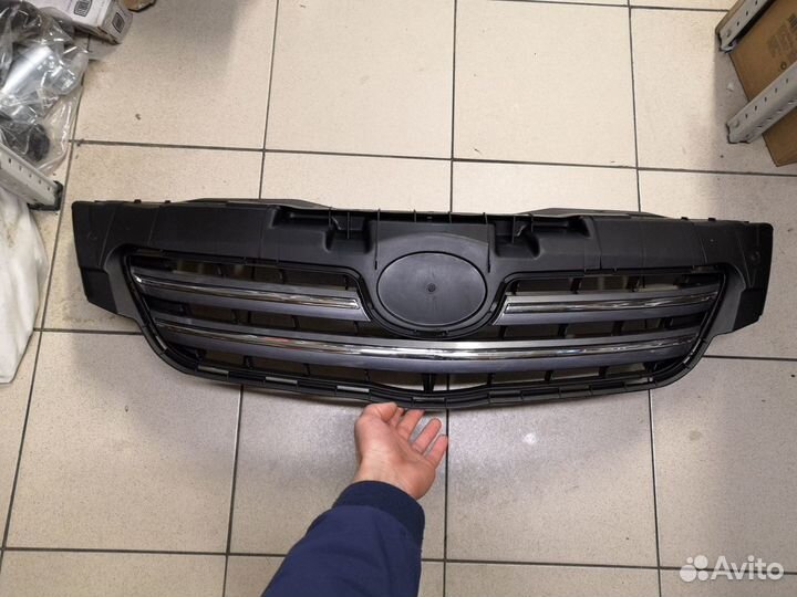 Решетка радиатора corolla 10-13