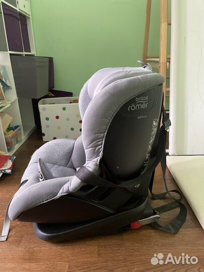 Безопасное детское кресло Britax