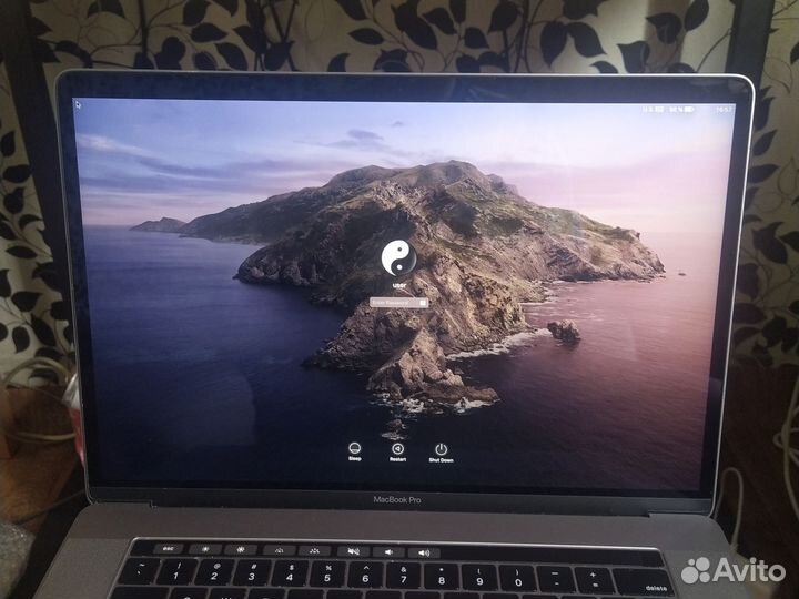 Apple macbook pro 15 2018 16gb