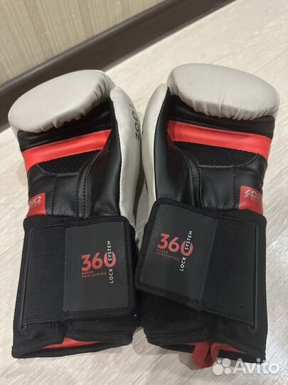 Боксерские перчатки 10 oz (бинты в подарок)