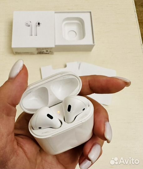 Apple airpods 1го поколения
