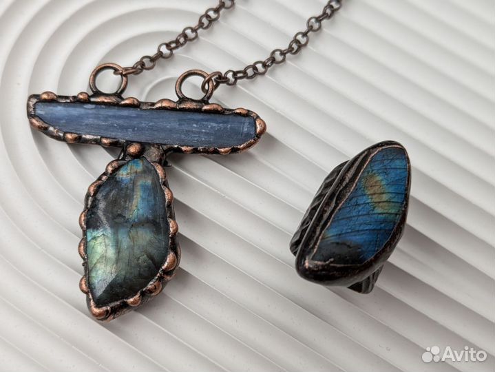 Кольцо и подвеска с натуральным камнем