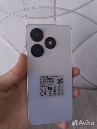 TECNO Spark Go 2024, 4/128 ГБ