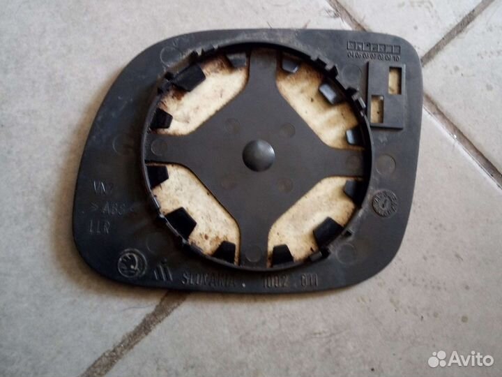 Стекло зеркала Skoda Fabia 1999 - 2007 6Y1857522A