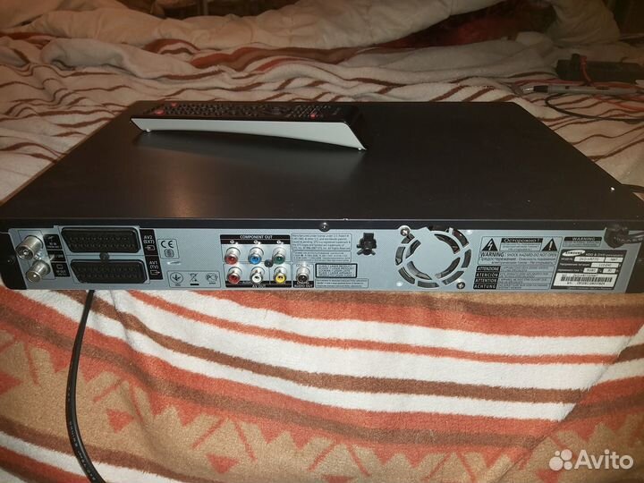 Dvd рекордер Samsung DVD-HR770