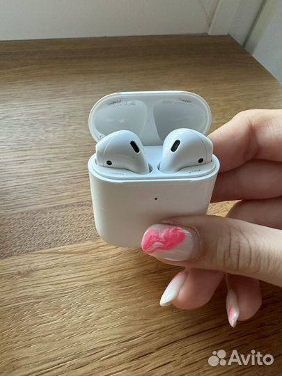Airpods 2