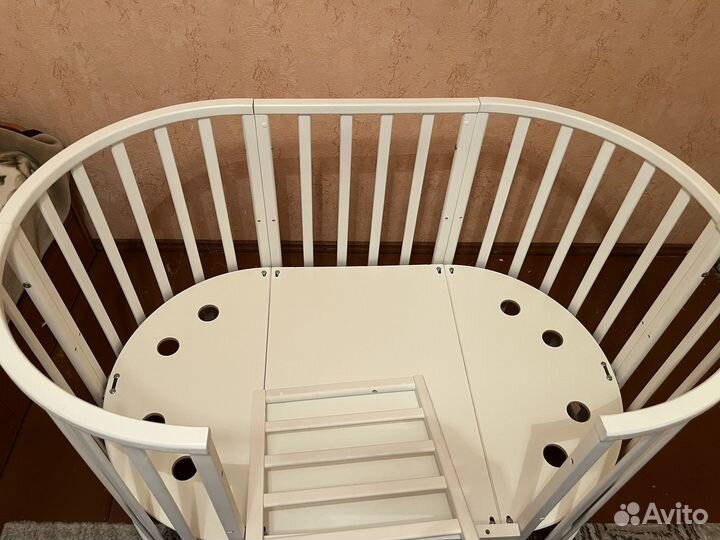 Кровать трансформер с маятником и матрасами