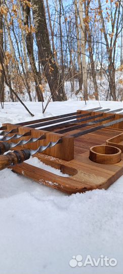 Поднос - разделочная доска для шашлыка