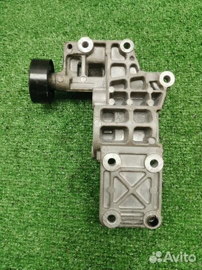 Кронштейн двигателя Dodge Caliber 1.8 EBA 2007