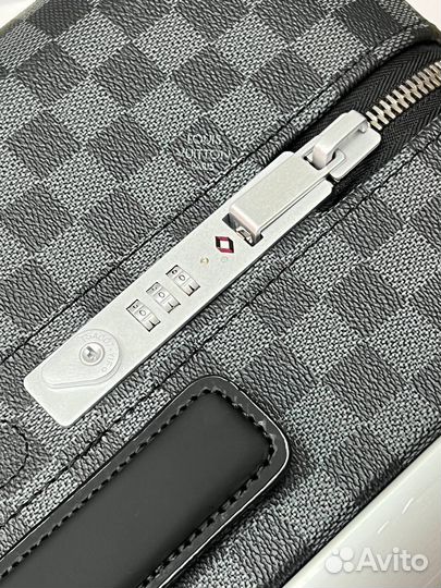 Чемодан Louis Vuitton Horizon 55