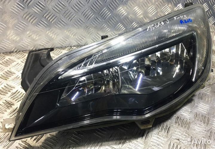 Фара левая Opel Astra J 2014