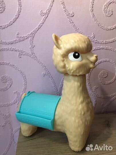 Настольная игра Непредсказуемая альпака Mattel