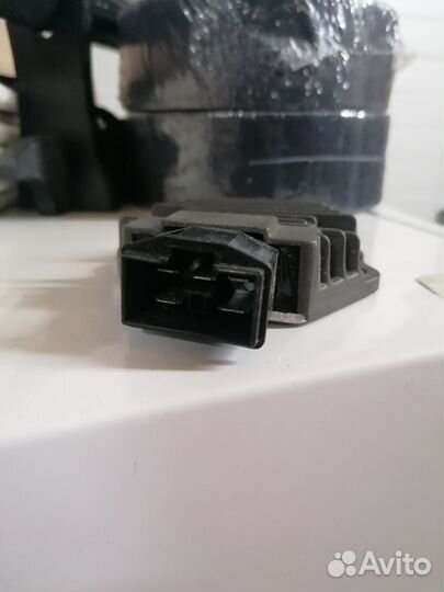 Реле регулятор Honda VFR