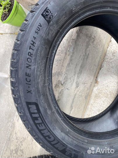 Michelin X-Ice North 4 SUV 235/60 R18 107T