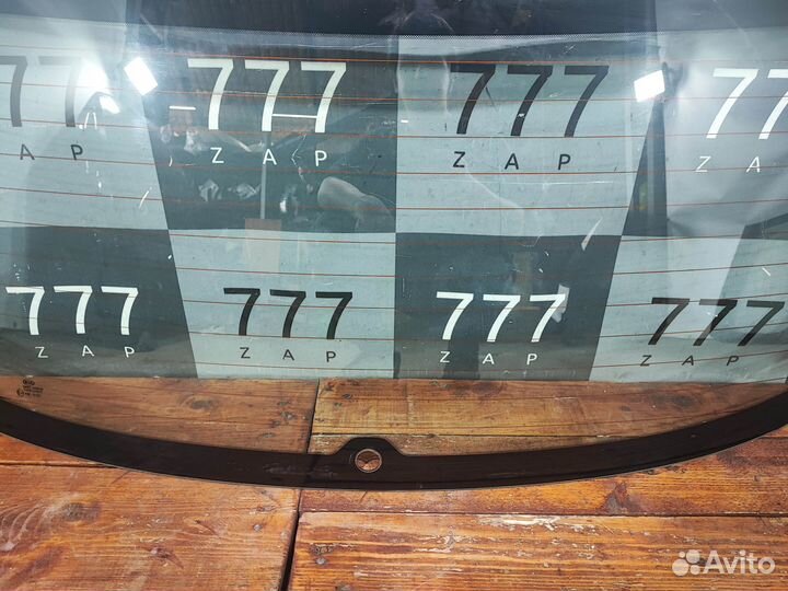 Стекло крышки багажника, заднее Kia Ceed 3 (CD) 18