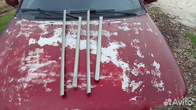 Молдинг двери Рено Логан 1