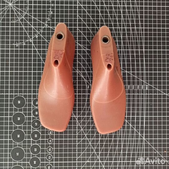 Колодки для обуви б/у, размер 32