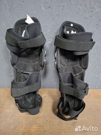 Наколенники для эндуро Leatt