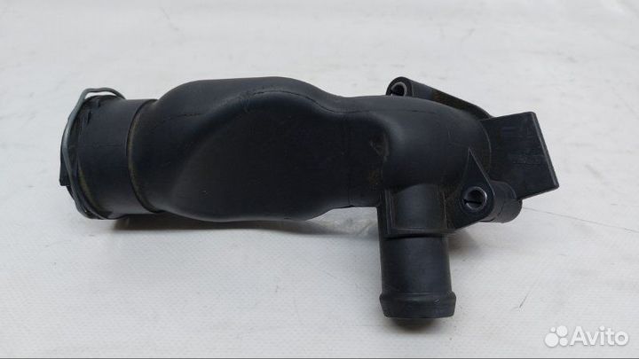 Фланец системы охлаждения Mercedes-Benz C W204 1.8