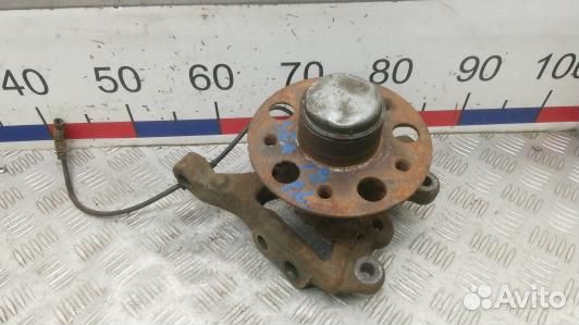 Ступица передняя левая mercedes benz C-class W203