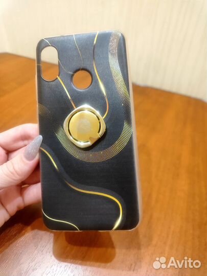 Чехлы на телефон