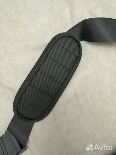 Сумка для ноутбука Rivacase Германия серо-зеленая