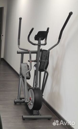 Тренажёр эллиптический unix Fit SL-430