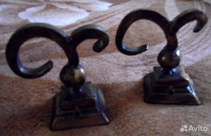 Держатели для штор и подхватов