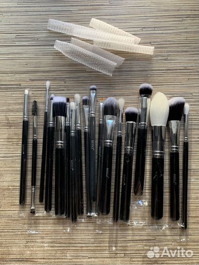 Кисти для макияжа новые