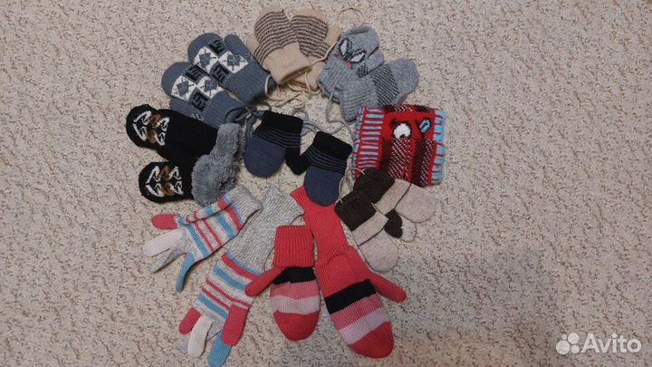 Варежки перчатки краги пинетки носочки для детей