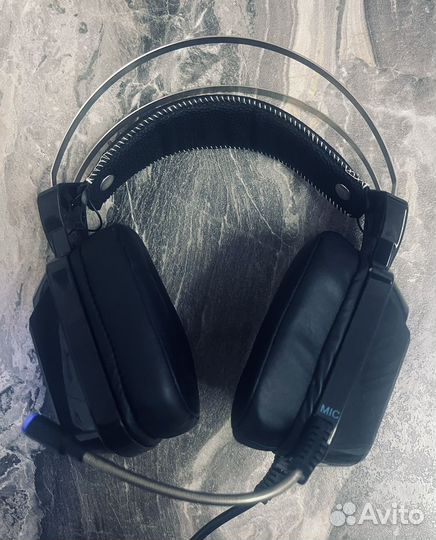 Игровые наушники Oklick HS-L800G черный