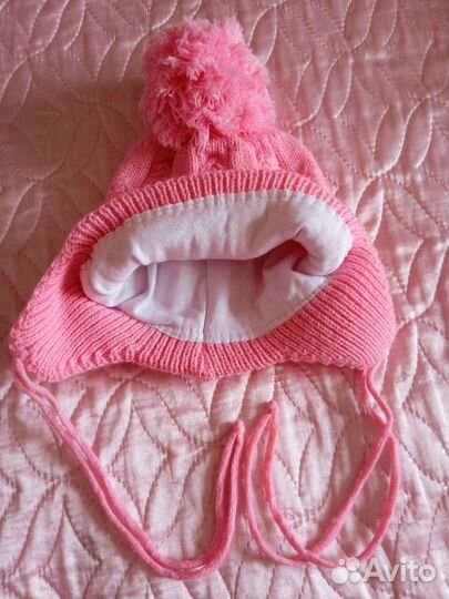 Шапки на девочку 1-1.5 года