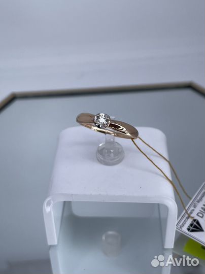 Золотое кольцо с брилл. 0.055 ct., р.16.5
