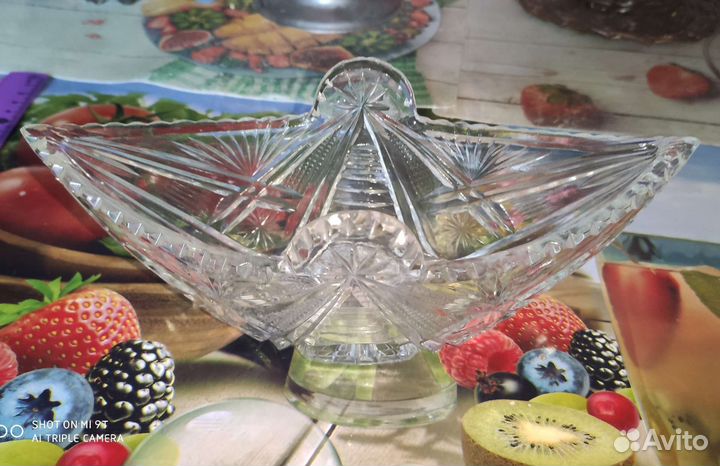 Хрустальная конфетница Лодочка